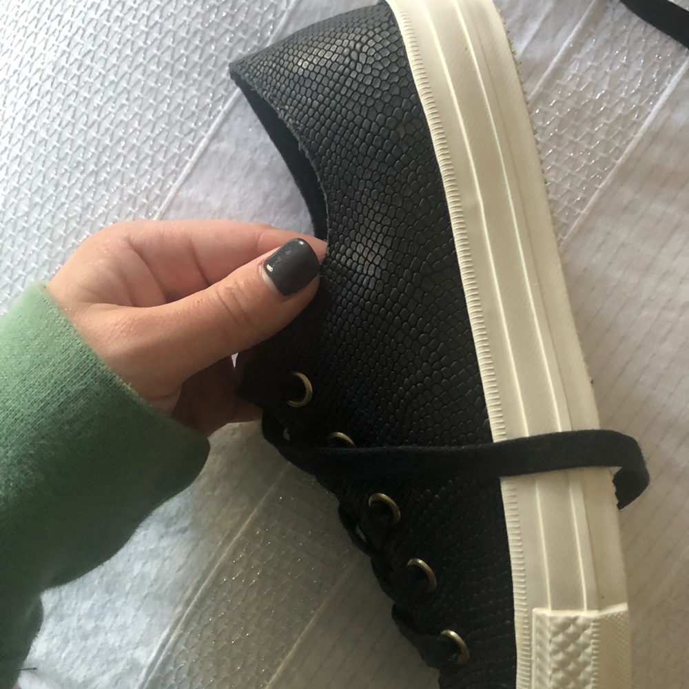 Black Leather Converse | best offer